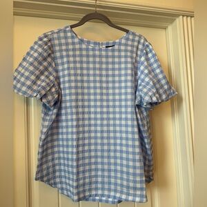 Ann Taylor Blue and White Flutter Sleeve Blouse